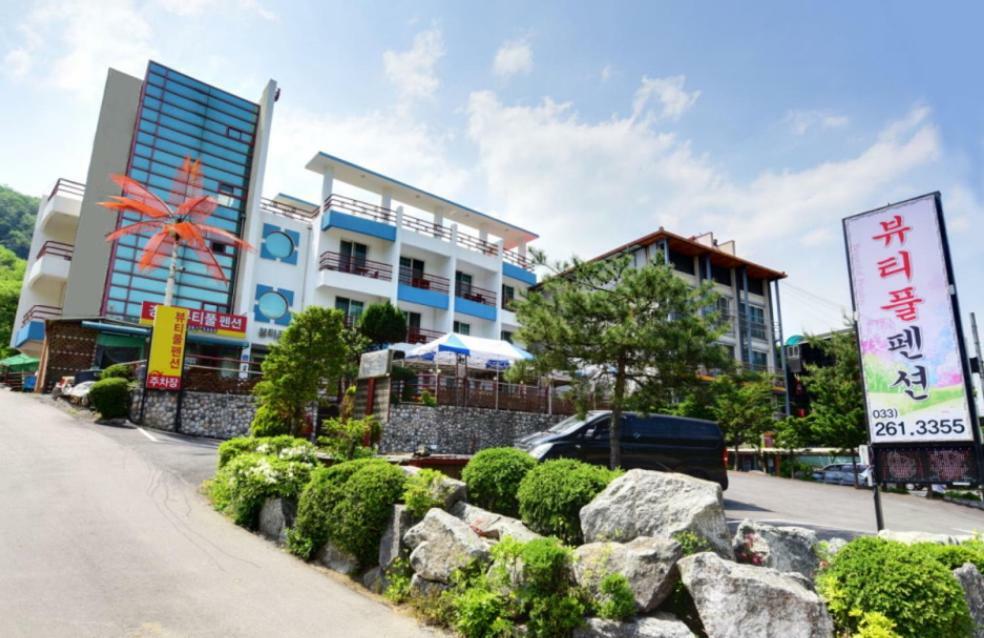 Gangchon Beautiful Pension Chuncheon Exteriör bild